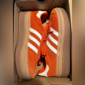 Women’s Size 7 Orange Suede Adidas Gazelle Shoes.